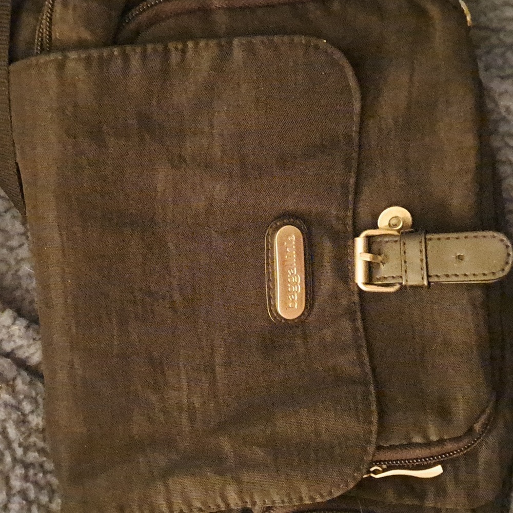 Bagallini crossbody       Bin2